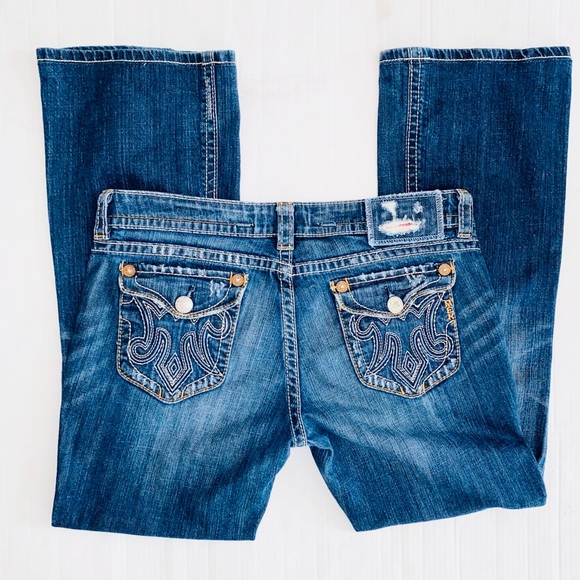 MEK Denim - MEK Jeans.
